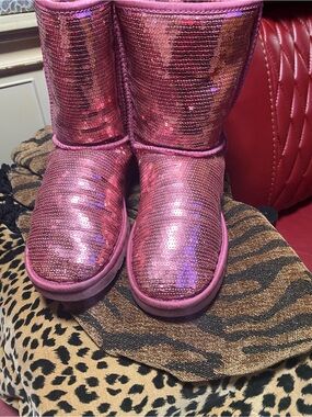 Ugg Sequin Pink Mid-Calf Boots women’s 10